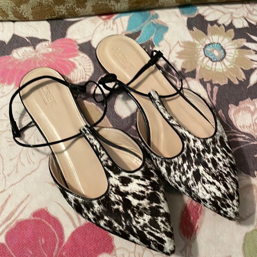 J.Crew horsehair point toe sling back flat in Black White size 7.5. Runs small